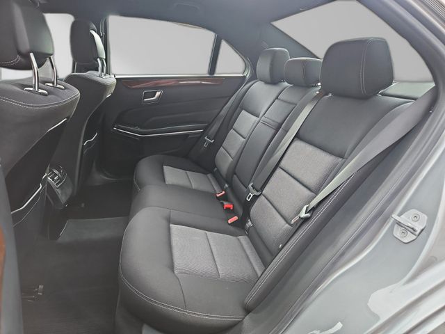 Mercedes-Benz E 200 Bild 11
