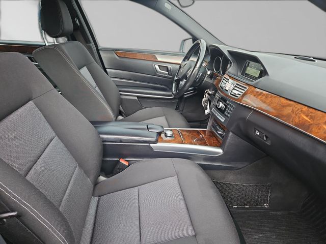 Mercedes-Benz E 200 Bild 14